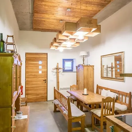 Apartment Se Sklipkem Pavlov